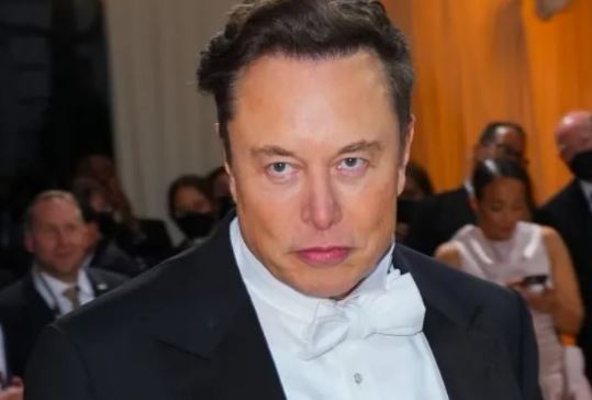 Quản lý li ti đáng sợ như Elon Musk: Là người cuối cùng thông qua mọi vị trí tuyển dụng mới ở Tesla, tự quyết định từng con ốc vít